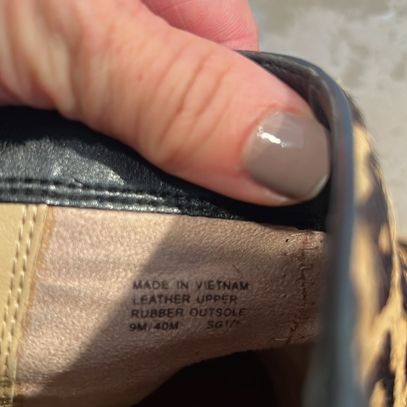 Michael Kors Leopard Booties size 9 - Picture 3 of 5